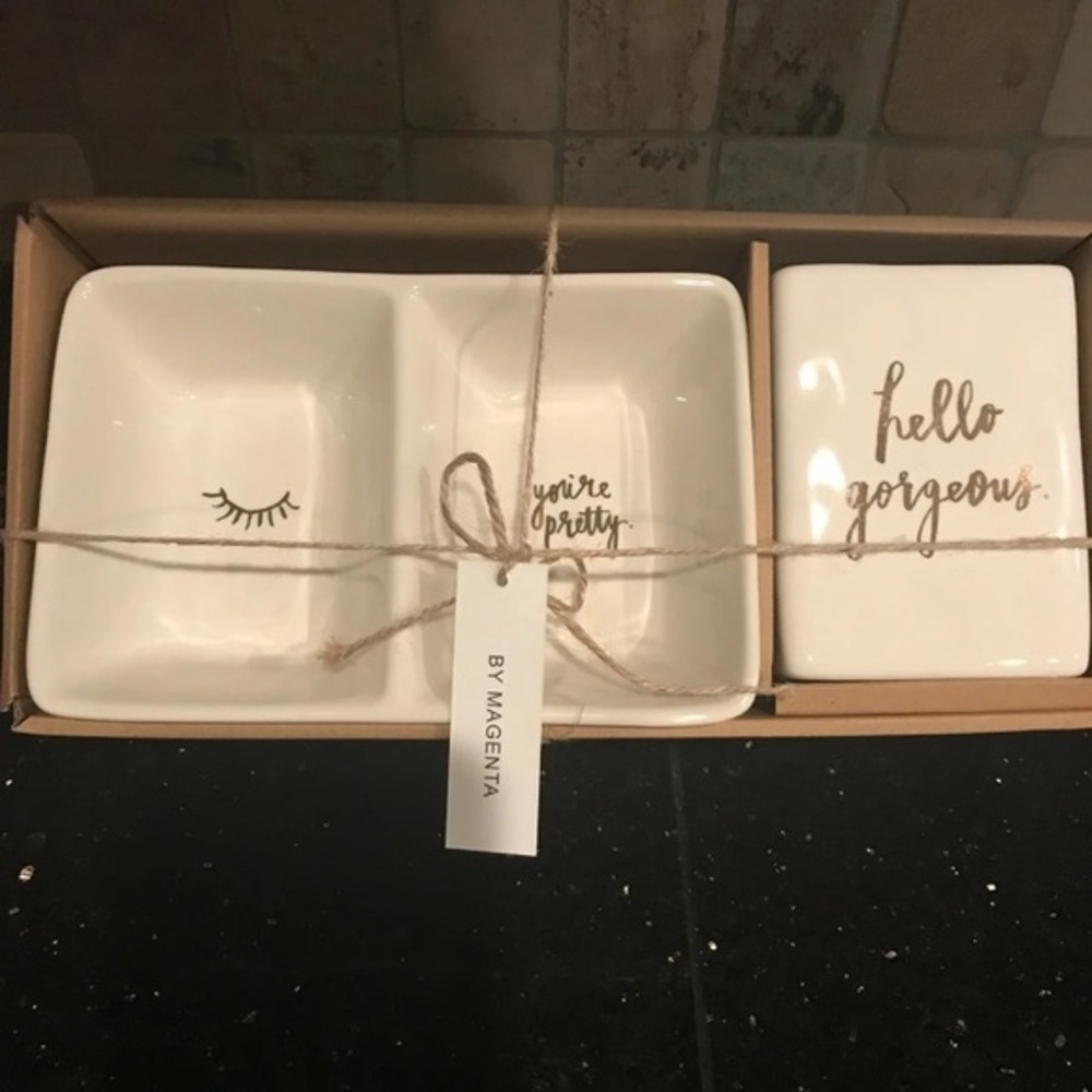 NWT Rae Dunn Beauty and Bowl set